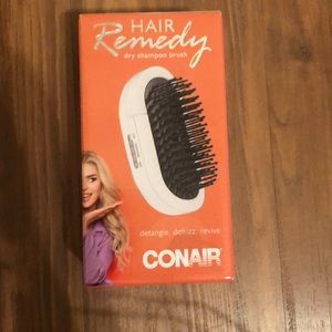 Conair Hair Remedy Dry Shampoo Brush